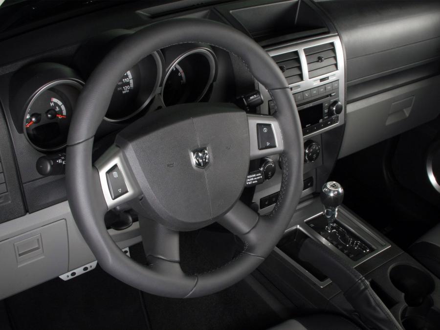  Dodge Nitro by Startech 2006 года  (фото 5 из 32)